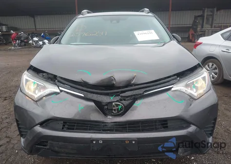 2017 Toyota Rav4 Le z USA, uszkodzony, nr VIN 2T3BFREV7HW656171